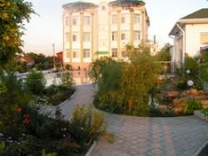 Hotel in der Außenansicht