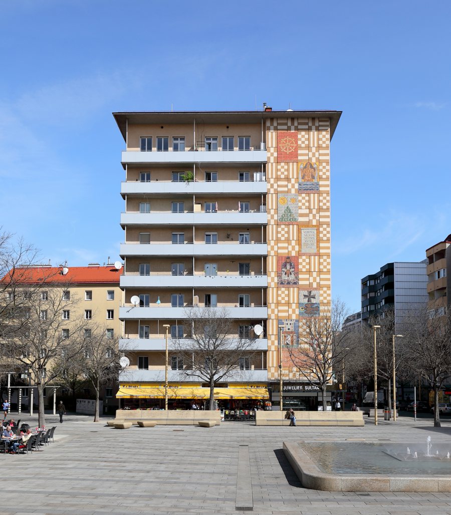File:Meidling (Wien) - „Wappenhaus“.JPG