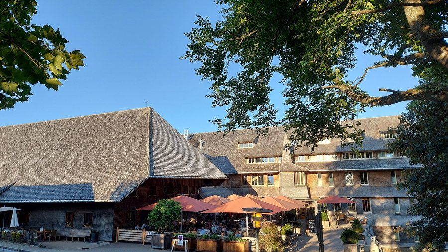 File:Landappbw 660916 1822 Hotel, Die Halde Oberried, Hofsgrund.jpg