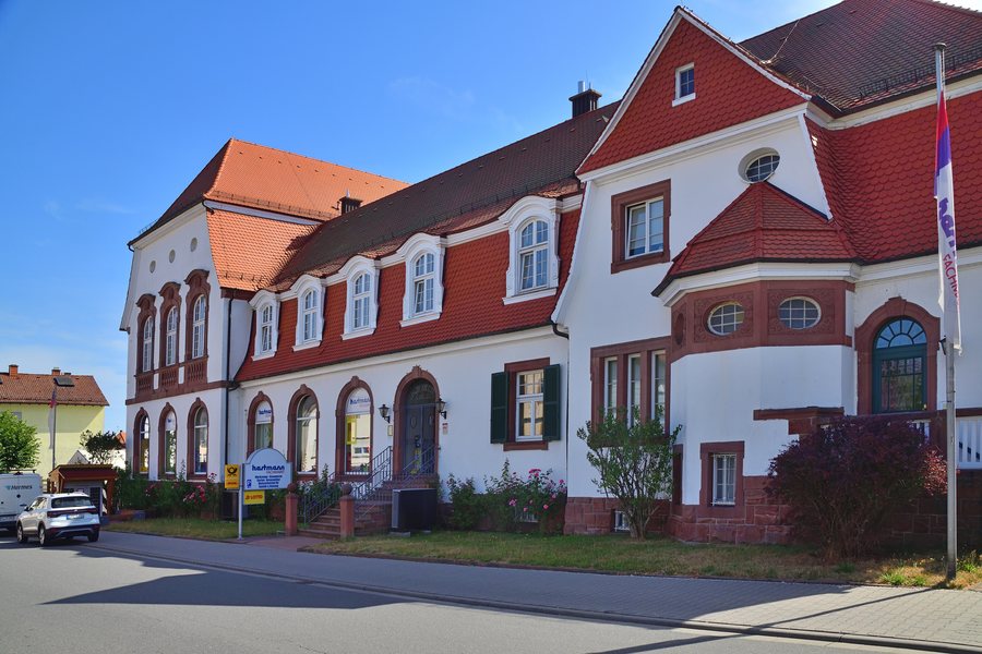 File:Oberzent Beerfelden Hirschhorner58.jpg