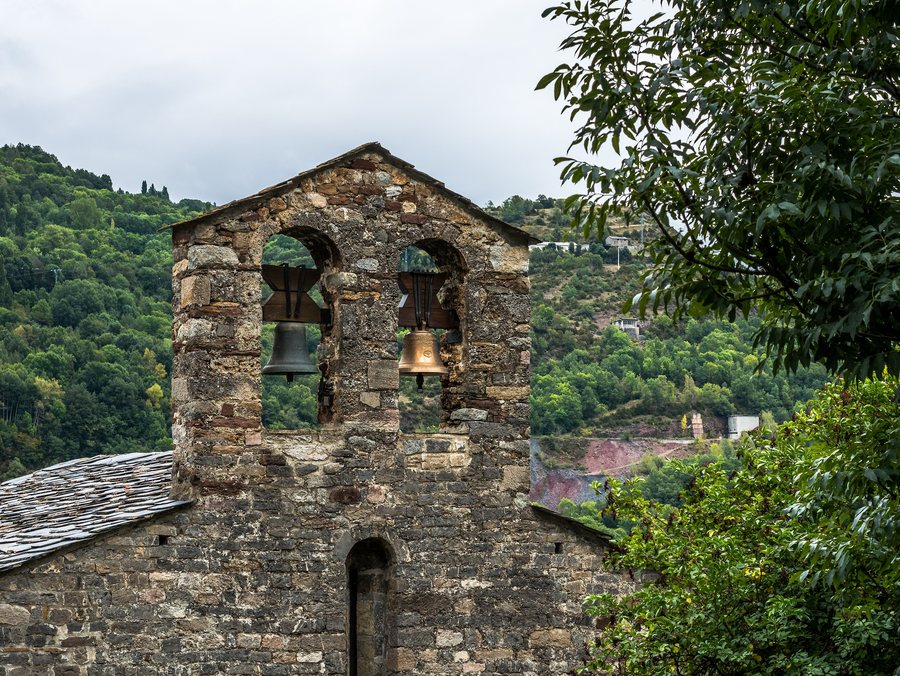 File:Villanova - Iglesia de Sant Pere 02.jpg
