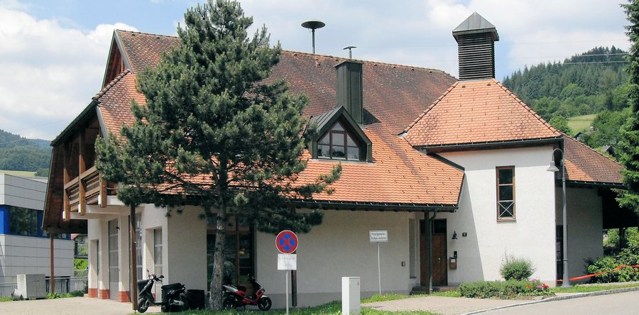 File:Wembach, Rathaus.jpg