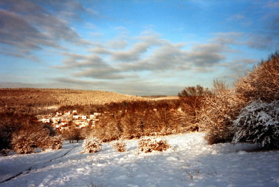 Blick vom Hirschberg auf Wickenrode im Winter