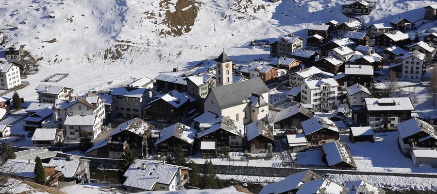 Blick auf Vals im Schweizer Kanton Graubünden