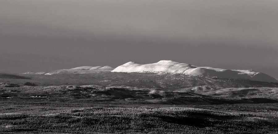 Trysilfjellet in Norwegen, von Hundfjället in Schweden aus fotografiert