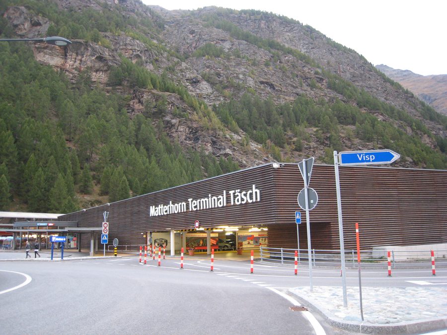 Matterhorn Terminal in Täsch im Wallis