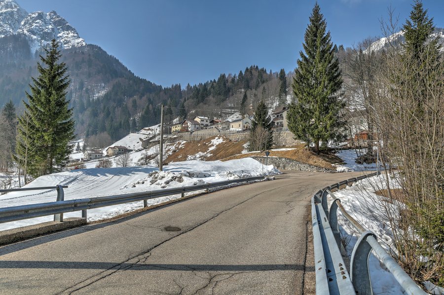 File:Aupa Pontebba Friuli Italy 01 160320.jpg