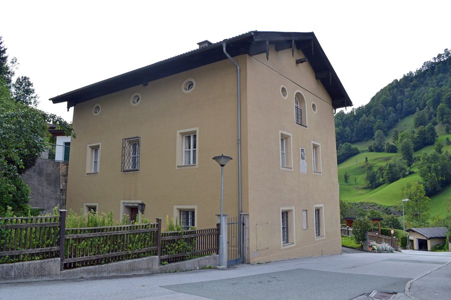 Denkmalgeschützter Pfarrhof in Lend im Salzburger Land
