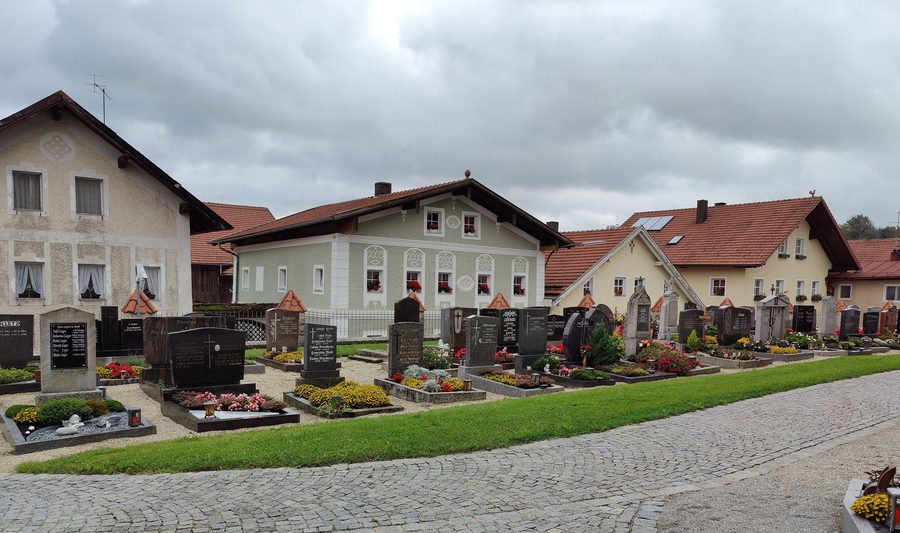 Katholische Pfarrkirche St. Jakobus der Ältere in Gottsdorf, Gemeinde Untergriesbach
