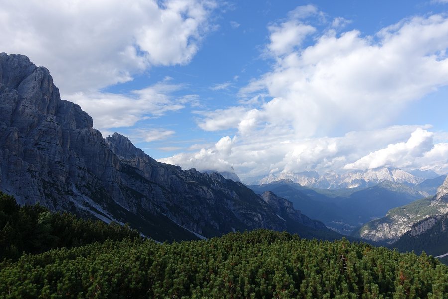 File:32012 Forno di Zoldo, Province of Belluno, Italy - panoramio.jpg