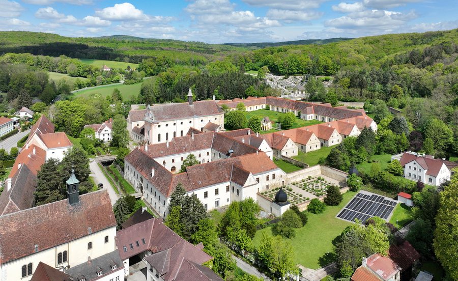 Südansicht der Kartause Mauerbach in Niederösterreich