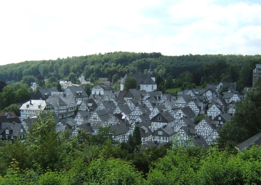 Historischer Stadtkern Alter Flecken mit gut erhaltenen Fachwerkhäusern in Freudenberg im Siegerland