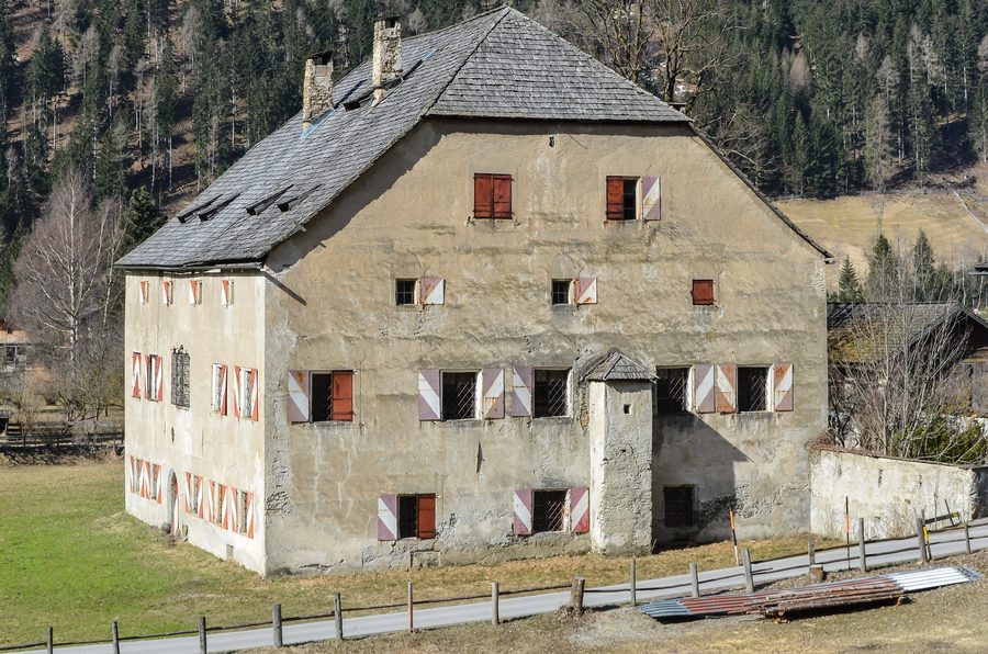 Schloss Großkirchheim mit Museum in Döllach