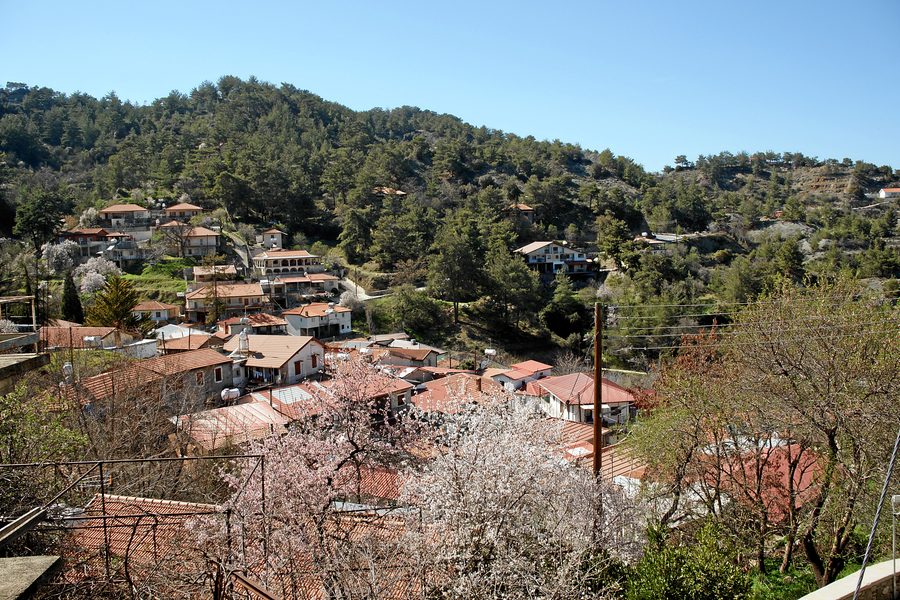 Blick auf das Dorf Spilia auf Zypern