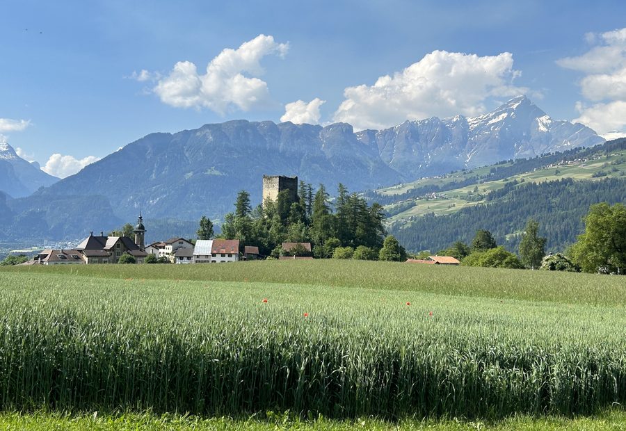 Schloss Paspels und Alt-Sins bei Paspels