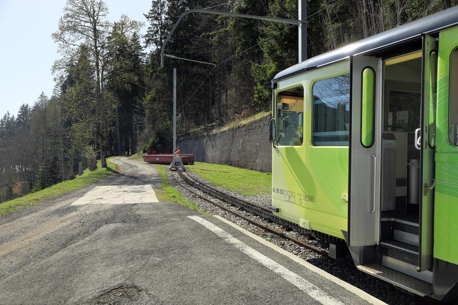 Streckenende der Bahnstrecke Aigle–Leysin hinter dem Grand Hôtel in Leysin