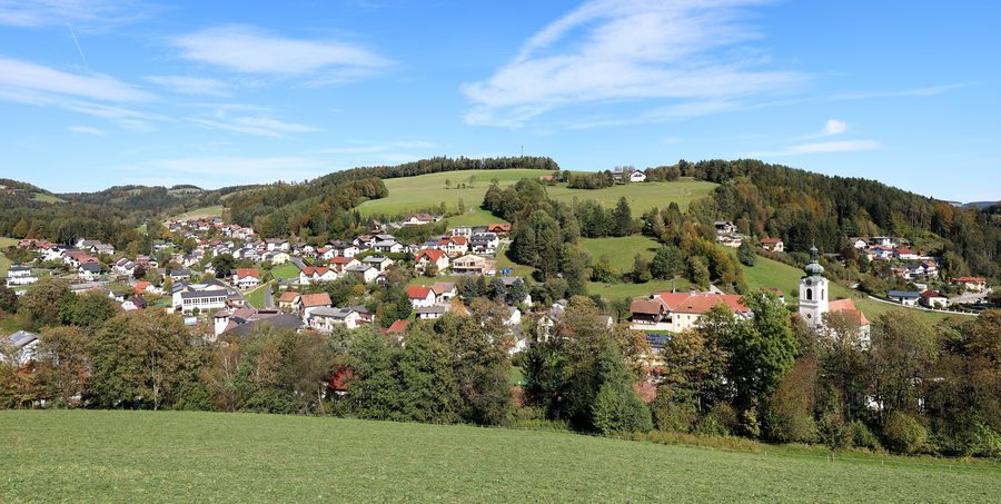 Südansicht der niederösterreichischen Gemeinde Zöbern
