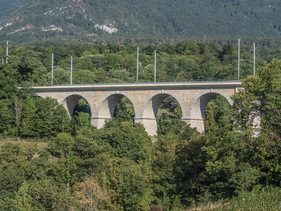 File:Boudry-Viadukt über die Areuse, Boudry NE 20220823-jag9889.jpg