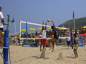 beachvolleyball-ski-schladming