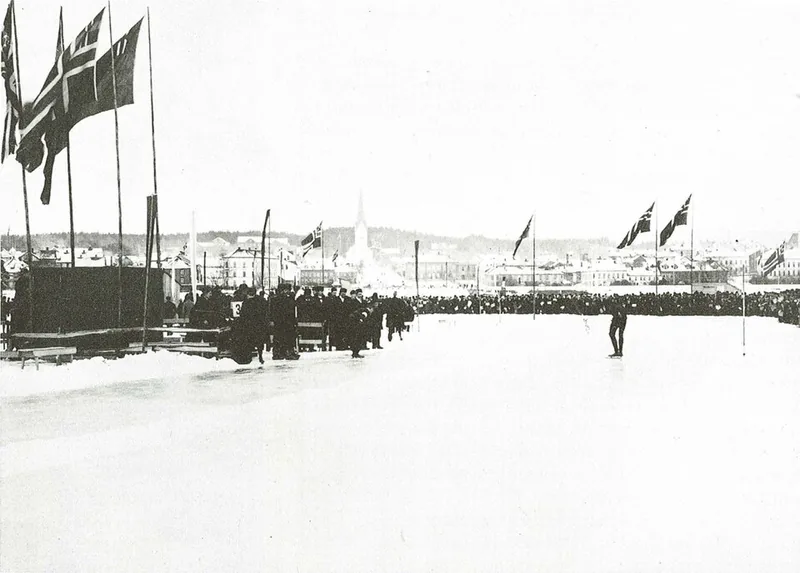 Historisches Eisschnelllaufrennen in Hamar 1894